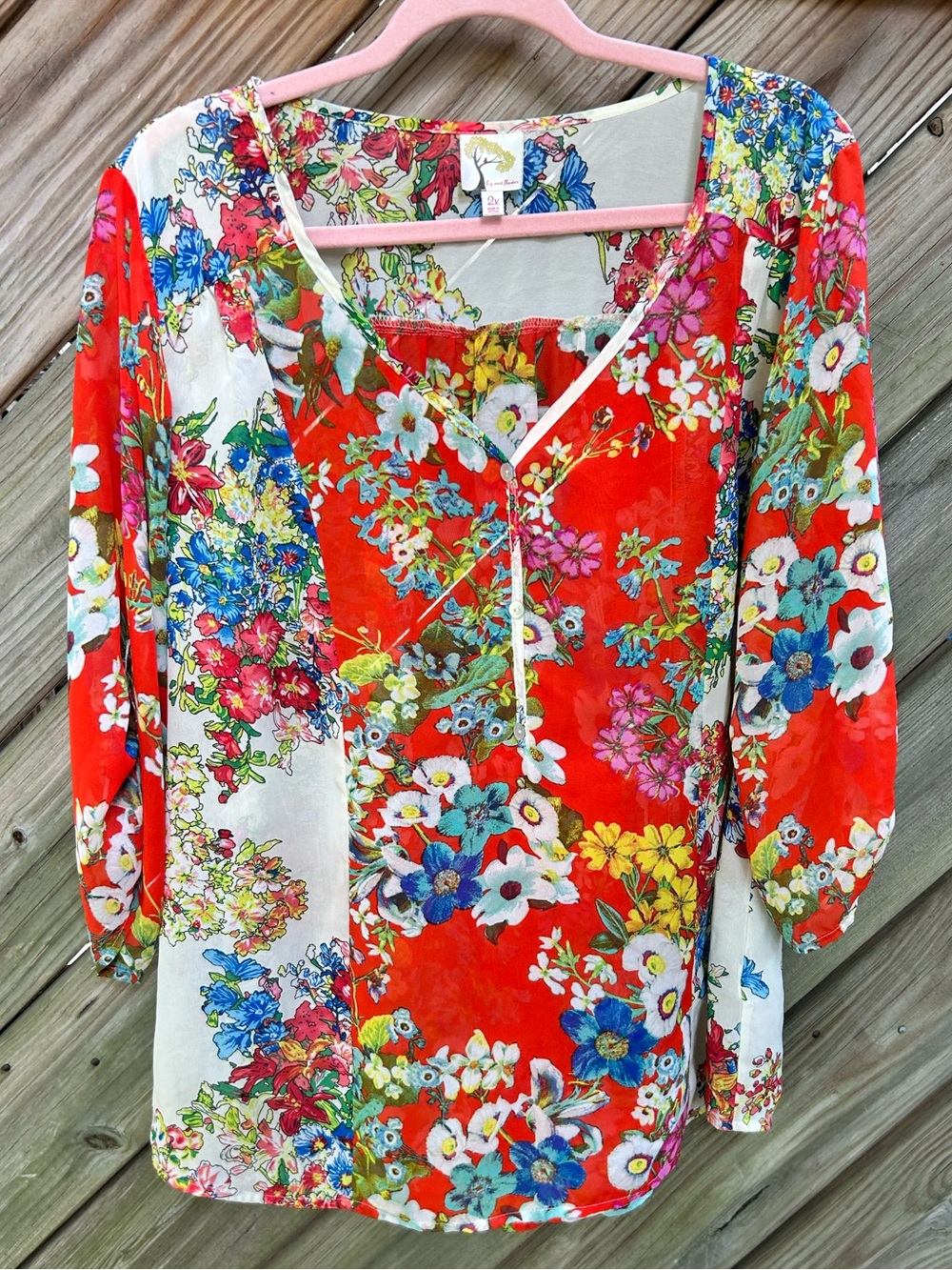 fig and flower Red Multi Sheer Floral Split-Panel V-Neck Tunic 3/4 tab sleeve 2X